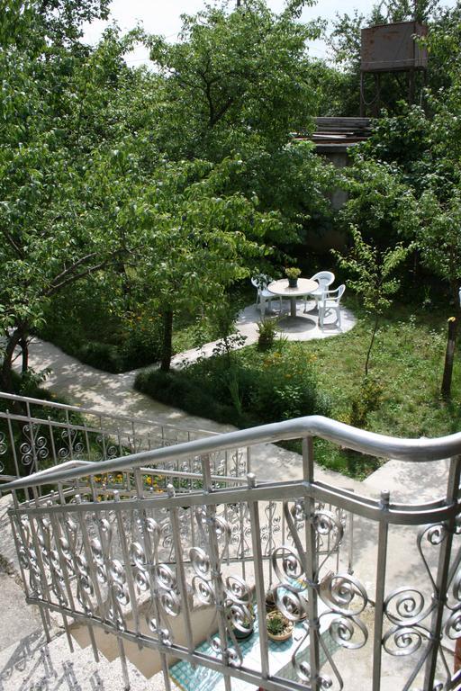 Guesthouse Gegi Kutaisi Quarto foto