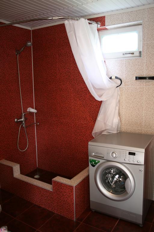 Guesthouse Gegi Kutaisi Quarto foto