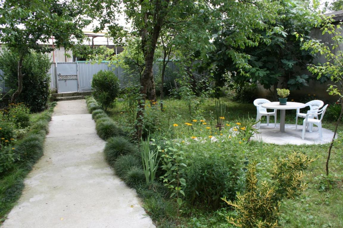 Guesthouse Gegi Kutaisi Exterior foto